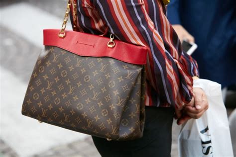 is louis vuitton cheaper in australia|louis vuitton cheapest country.